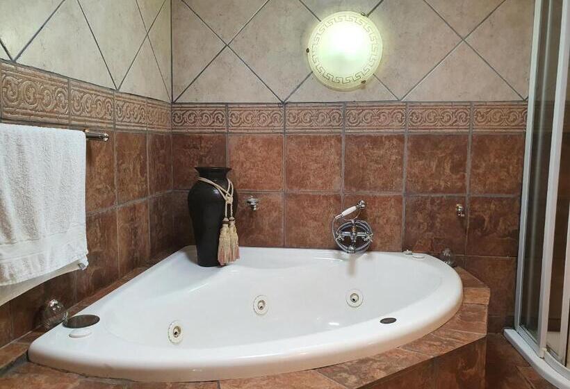 غرفة قياسية مزوَّدة بجاكوزي, Meraki Country Manor