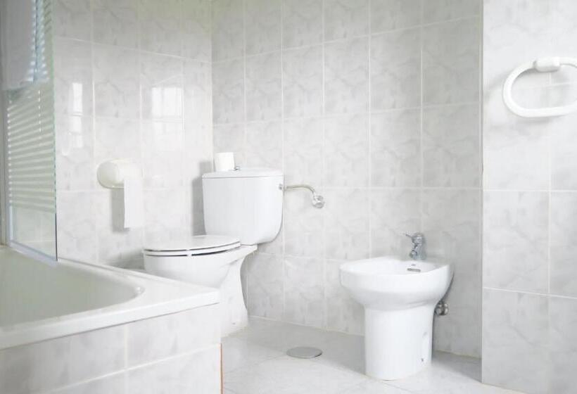 标准单人间, Camiño Do Mar