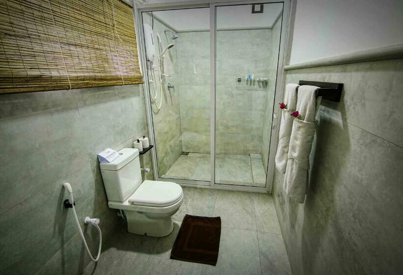 Номер Стандарт Трехместный, Elephas Resort & Spa