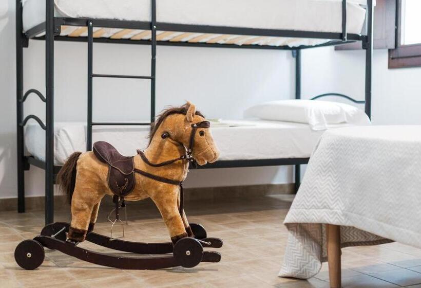 Четырехместный Номер Классик, Ghivine Albergo Diffuso