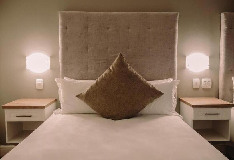 Номер Deluxe Кровать Кинг, Herms Restaurant & Boutique