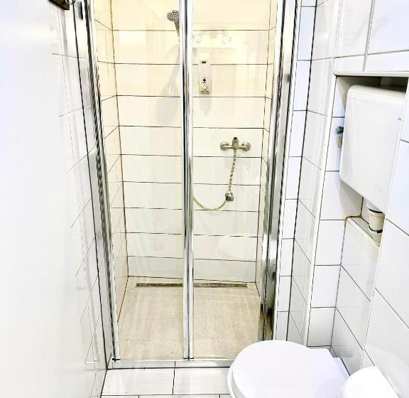 اتاق استاندارد, Lina Rooms Hostel