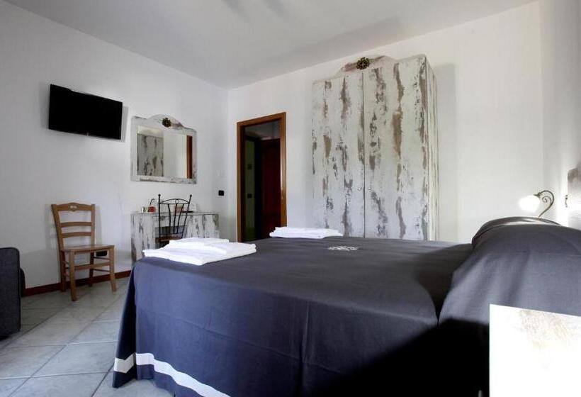 Номер Стандарт, Luxury Room Vittorio Emanuele Ii