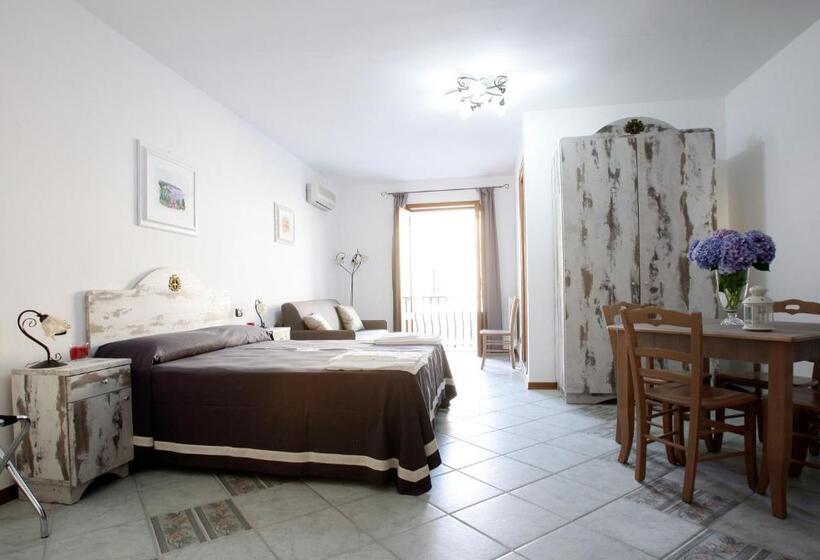 주니어 스위트, Luxury Room Vittorio Emanuele Ii