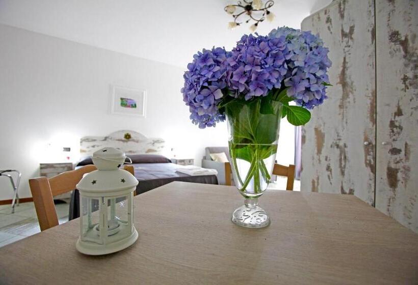 Полулюкс, Luxury Room Vittorio Emanuele Ii