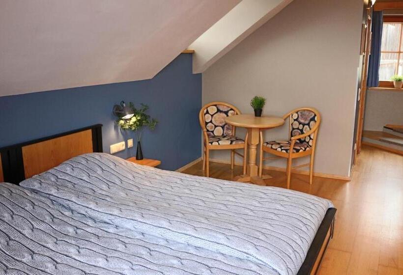 חדר סטנדרט עם מרפסת, Pension Kärnten