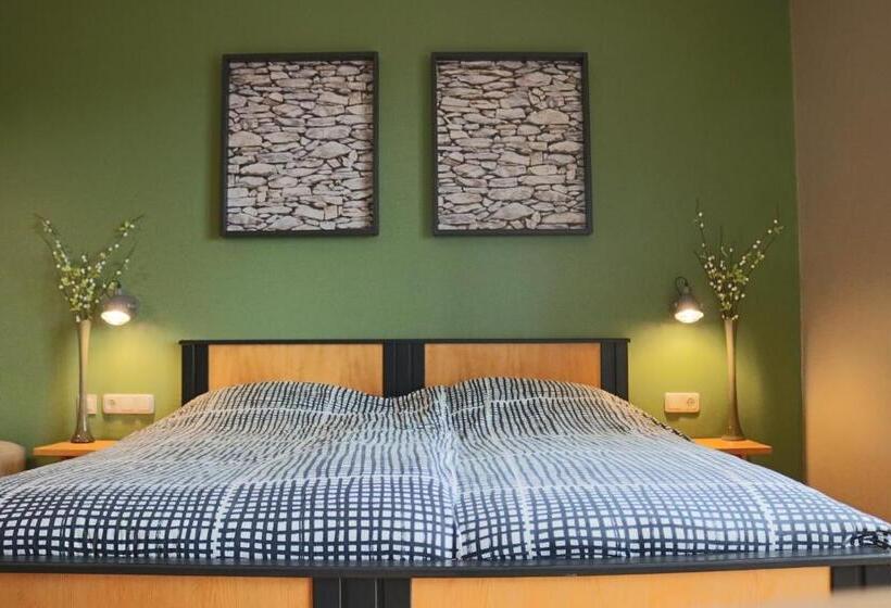 חדר סטנדרט עם מרפסת, Pension Kärnten