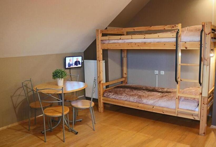Семейный Номер, Pension Kärnten
