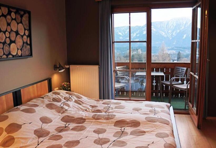 Семейный Номер, Pension Kärnten