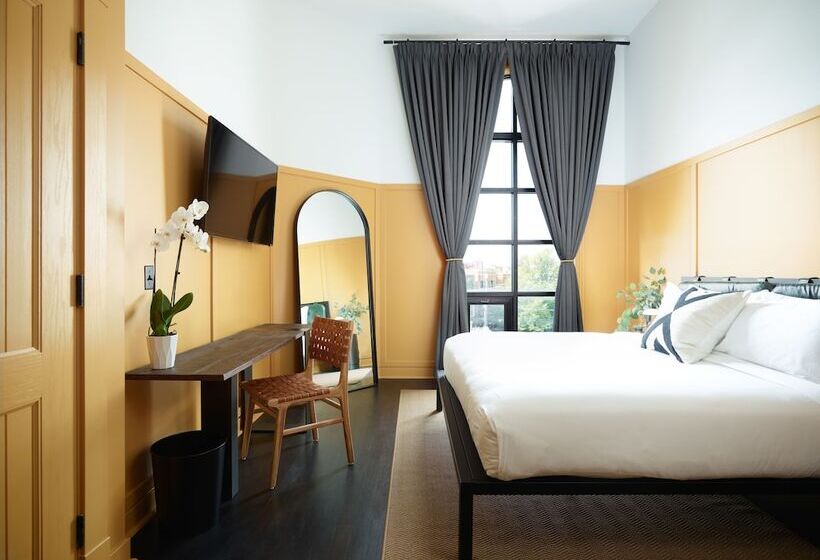 اتاق لوکس, The Chicago Hotel Collection Wrigleyville
