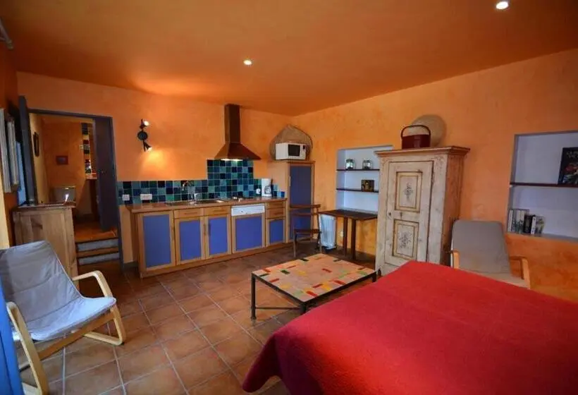 テラス付きスタンダードワンルーム, La Tuilière En Luberon