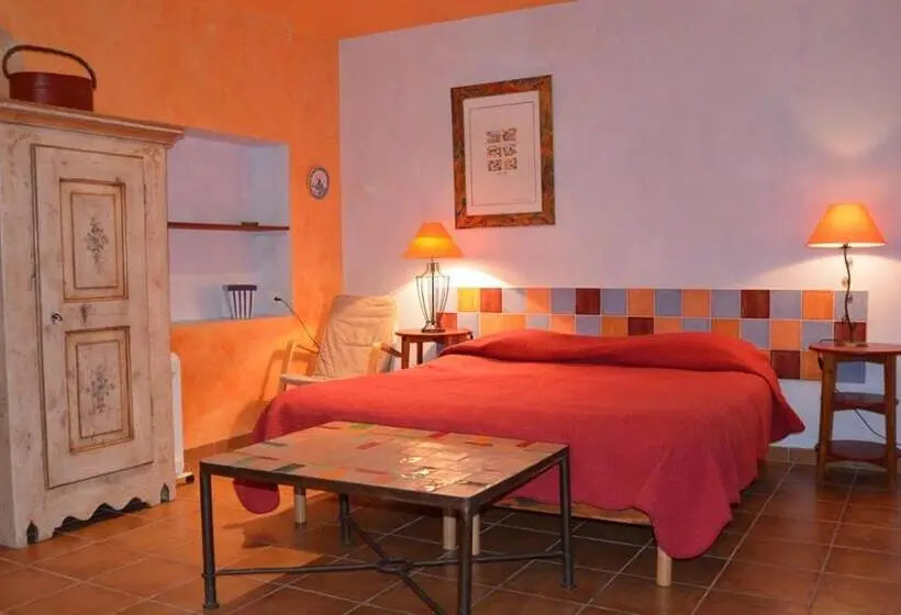 テラス付きスタンダードワンルーム, La Tuilière En Luberon