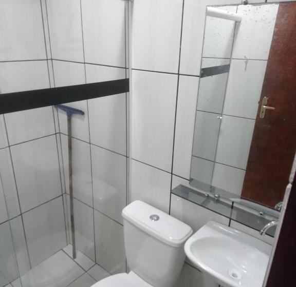 Quarto Quádruplo Estandar, Pousada Fonseca