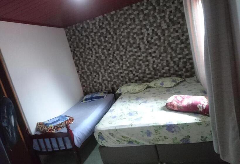 Quarto Triplo Estandar, Pousada Fonseca