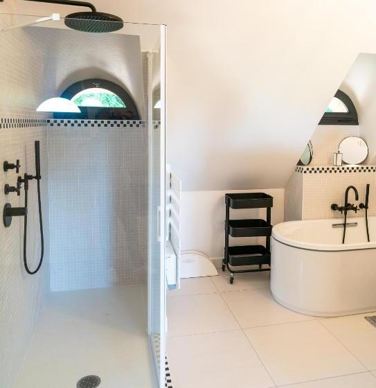 Студия Deluxe, New Cottage & Spa De Nage Guesthouse