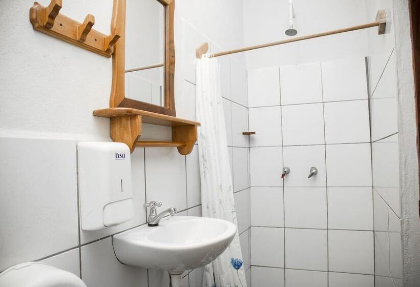 اتاق خانوادگی, Aruma