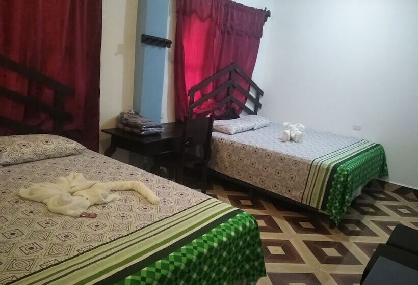 اتاق استاندارد سه نفره, Aruma