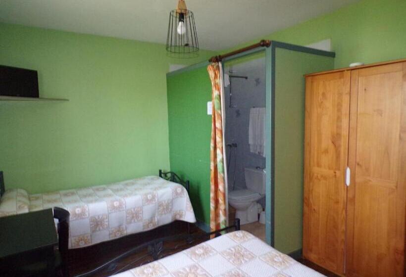 חדר משפחתי, Le Relais De Boralde