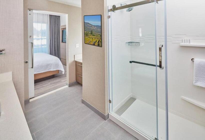 إستديو قياسى مزود بشرفة, Trio Healdsburg