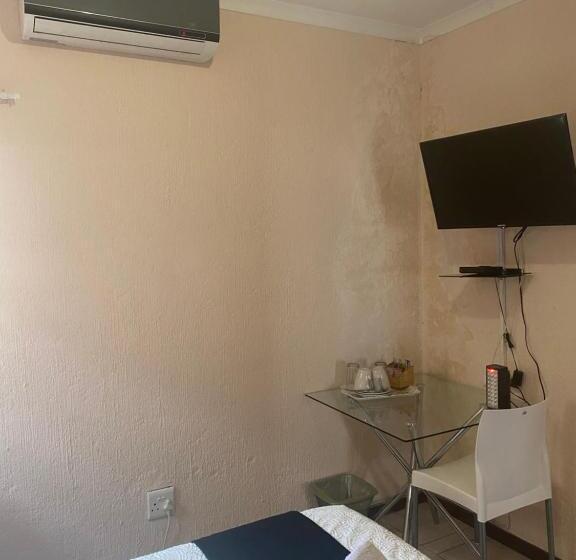 家庭间, A Pousada Guesthouse