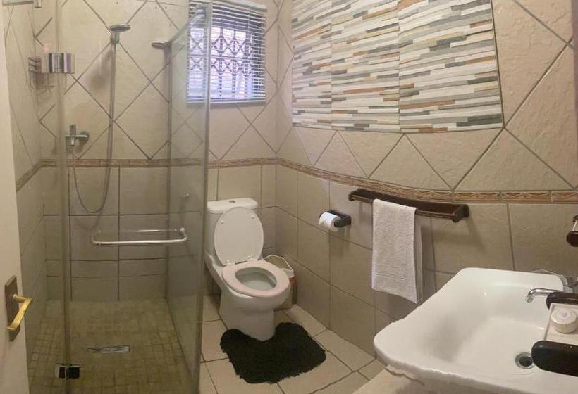 家庭间, A Pousada Guesthouse