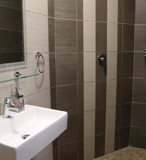 Семейный Номер, A Pousada Guesthouse