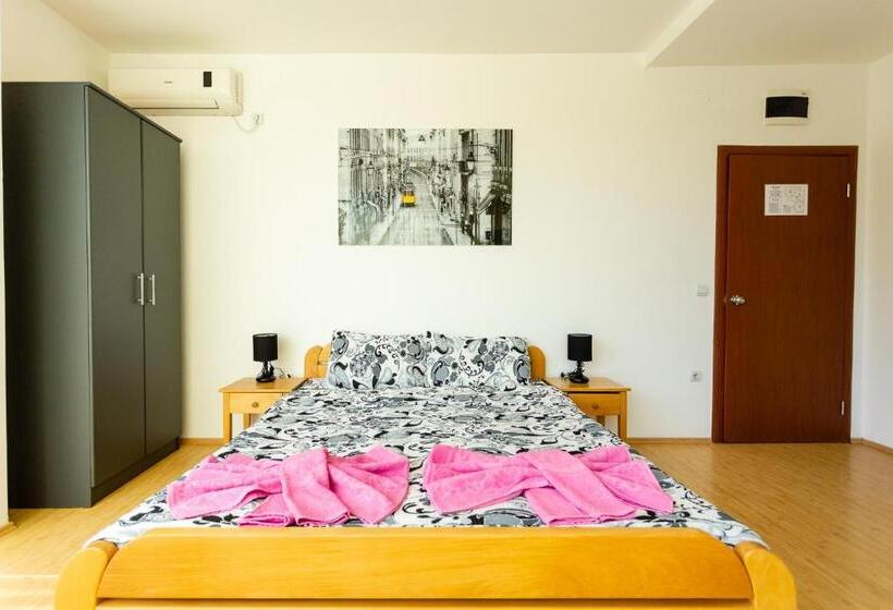 اتاق لوکس, Guesthouse Sunny