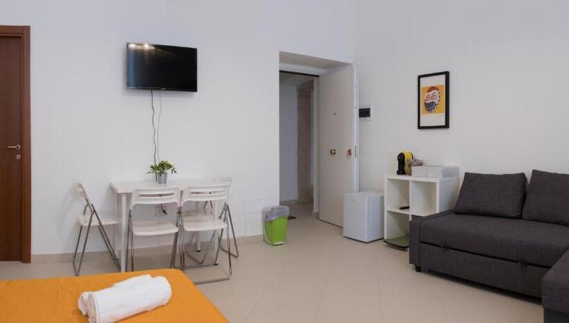 חדר משפחתי, Enjoy Trani