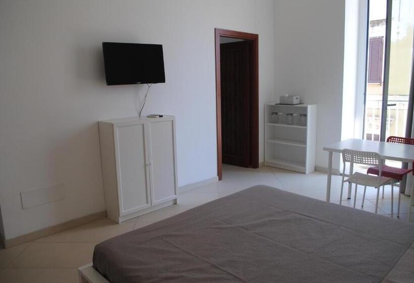 סטודיו סטנדרט עם מרפסת, Enjoy Trani