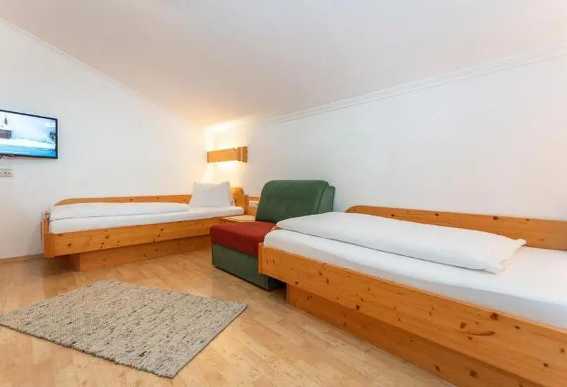 1 Bedroom Apartment Lake View, Tischlerwirt
