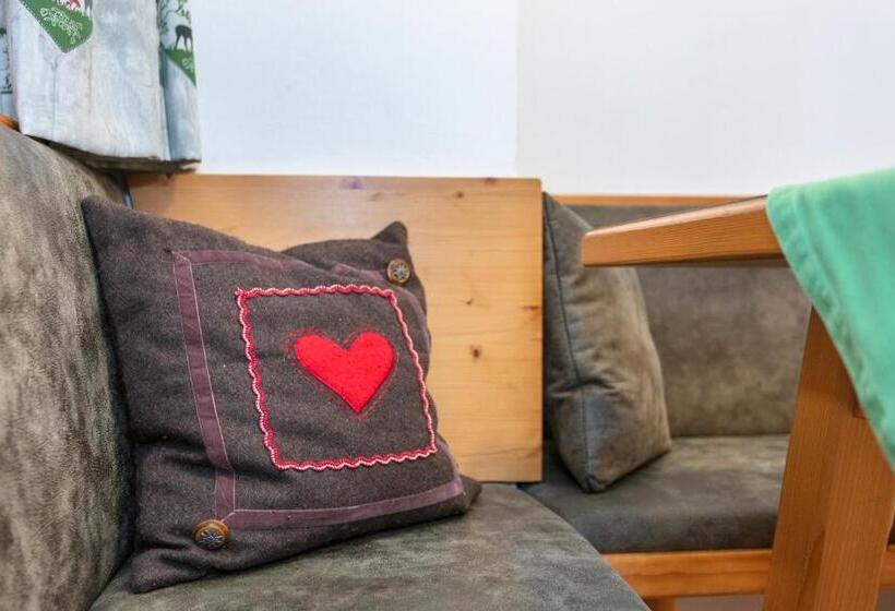 バルコニー付き1ベッドルームアパートメント, Tischlerwirt