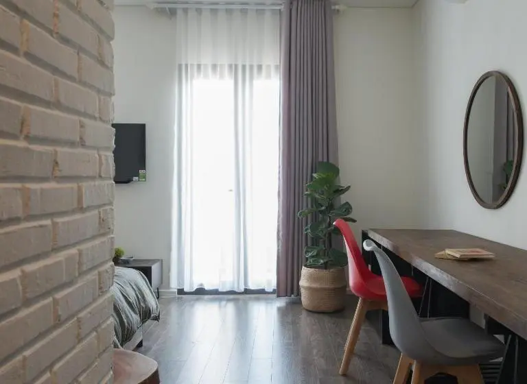 اتاق استاندارد سه تخته با بالکن, Deja Vu House Ha Long