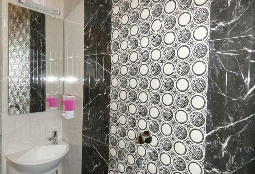 חדר דלוקס, Grand Ganesha