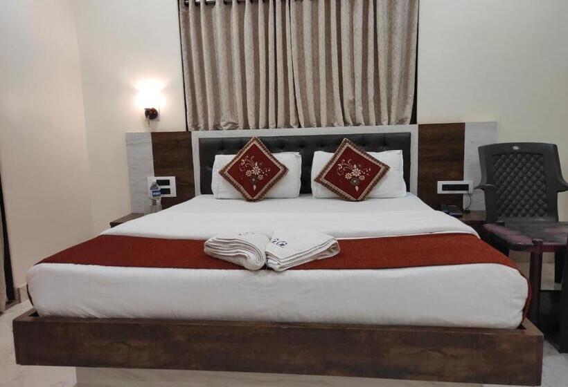 חדר דלוקס, Grand Ganesha