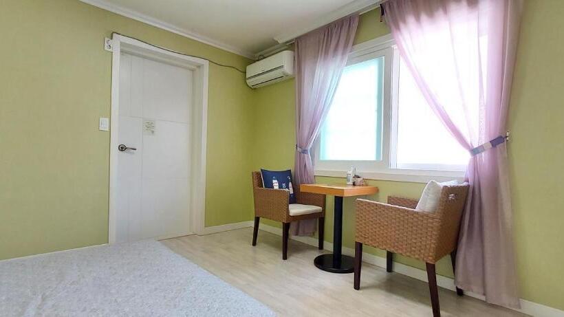 בית, 2 חדרי שינה, Hago Guest House