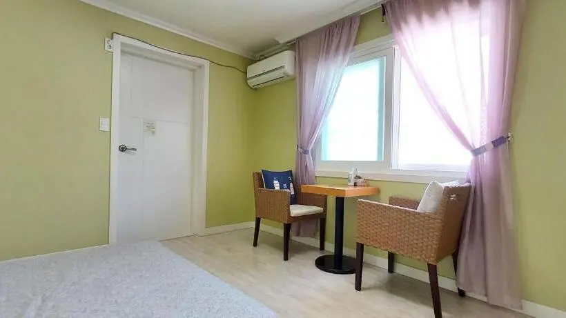 خانه 2 خوابه, Hago Guest House