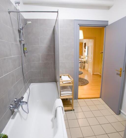 חדר סופריור לארבעה, Chambres Chez Laurence