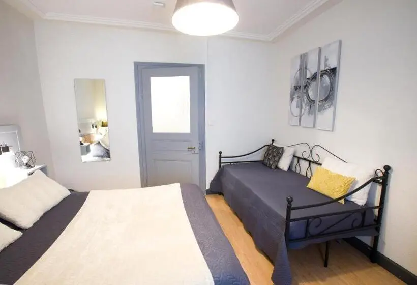 スタンダードトリプルルーム, Chambres Chez Laurence