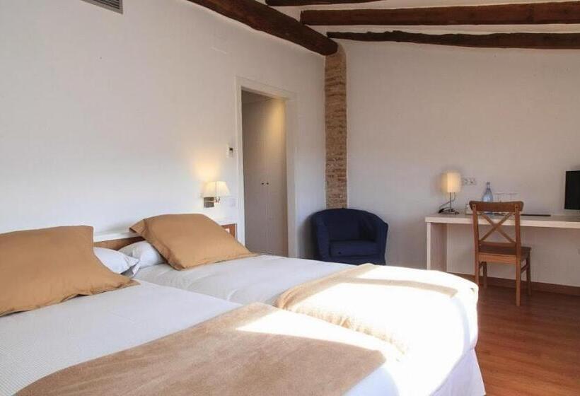 标准间, Clos Figueras