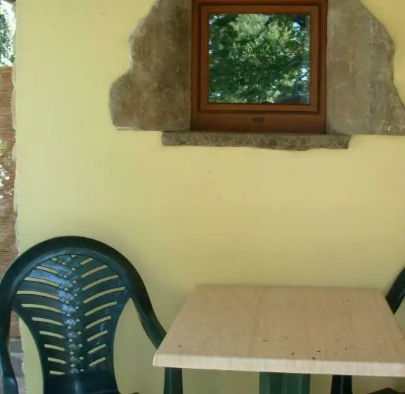 庭の見える１ベッドルームアパートメント, Agriturismo Santa Rosa