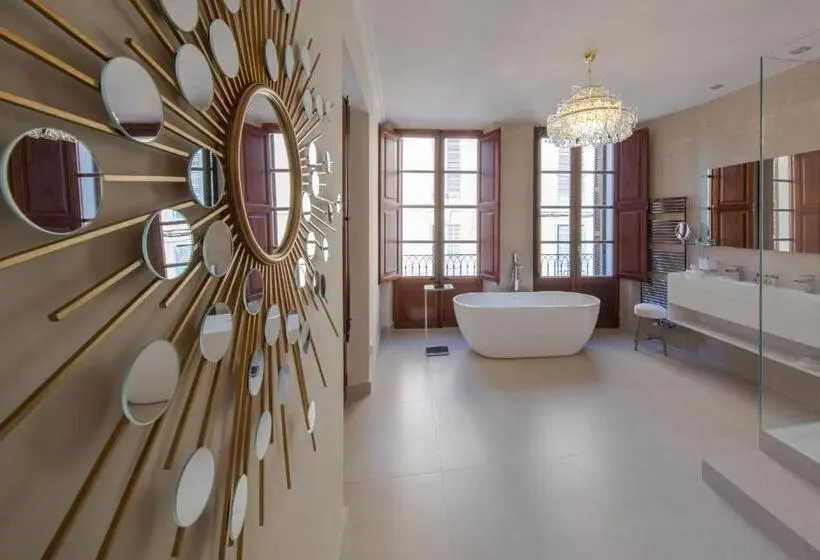 Superior Suite, Palacio Can Marqués By Puro