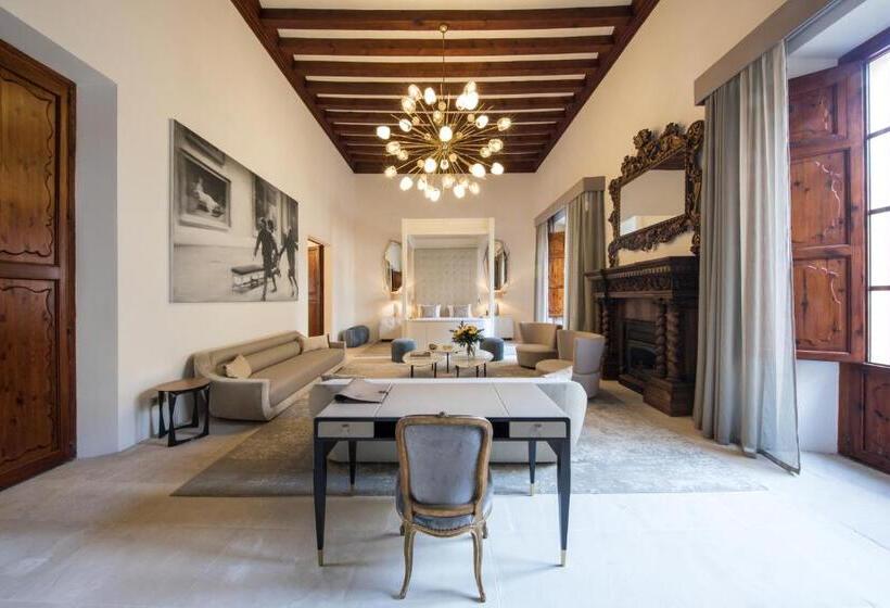 豪华套房, Palacio Can Marques