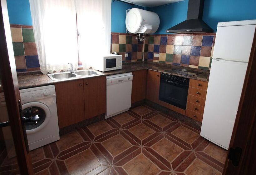 Апартаменты 3 Спальни, El Rincon De Piedra