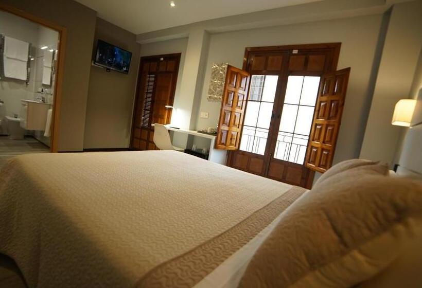 高级大房间, Infante Antequera