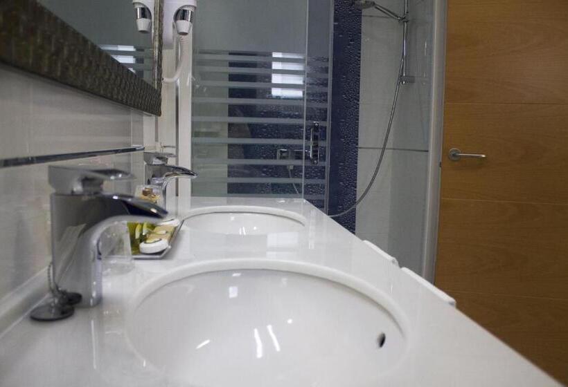 带观景的豪华间, Infante Antequera