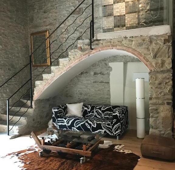 Студия Deluxe, Hostal Sant Roc