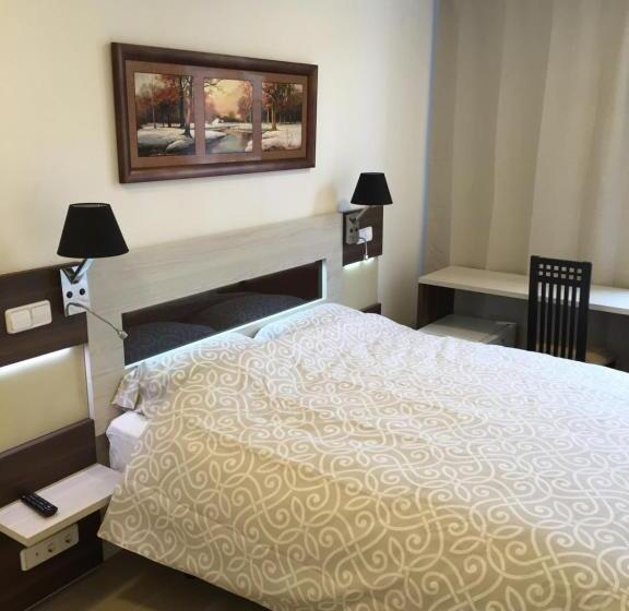 Семейный Номер, H Skyline