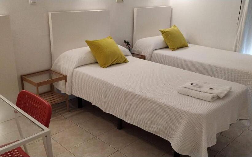 اتاق استاندارد, Hostal Abitum Madrid