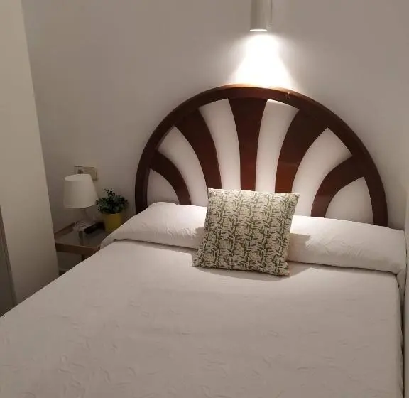 اتاق استاندارد یک نفره, Hostal Abitum Madrid