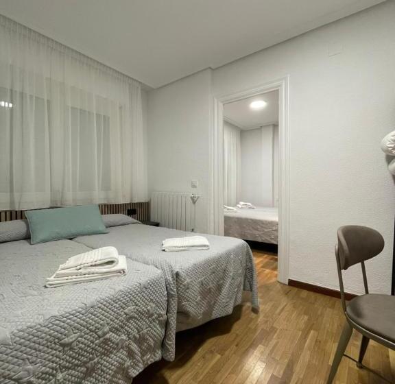 4인용 스탠다드 룸, Pensión La Encina